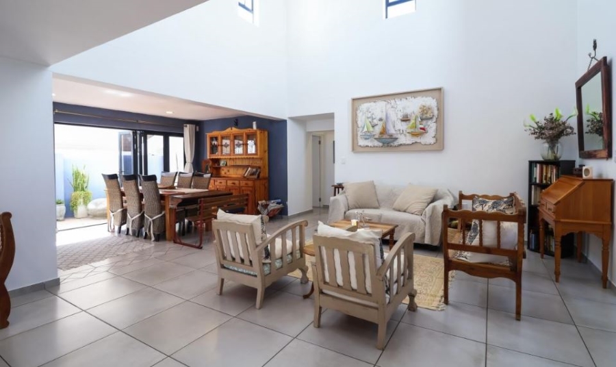 3 Bedroom Property for Sale in Sandy Point Western Cape